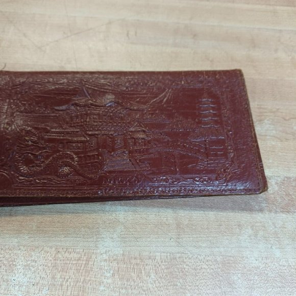 Vtg Men Leather Wallet Dragon Tiger Embossed - Picture 6 of 6